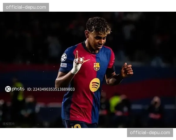 巴萨小将亚马尔接受专访，谈及首次欧冠淘汰赛首发感受